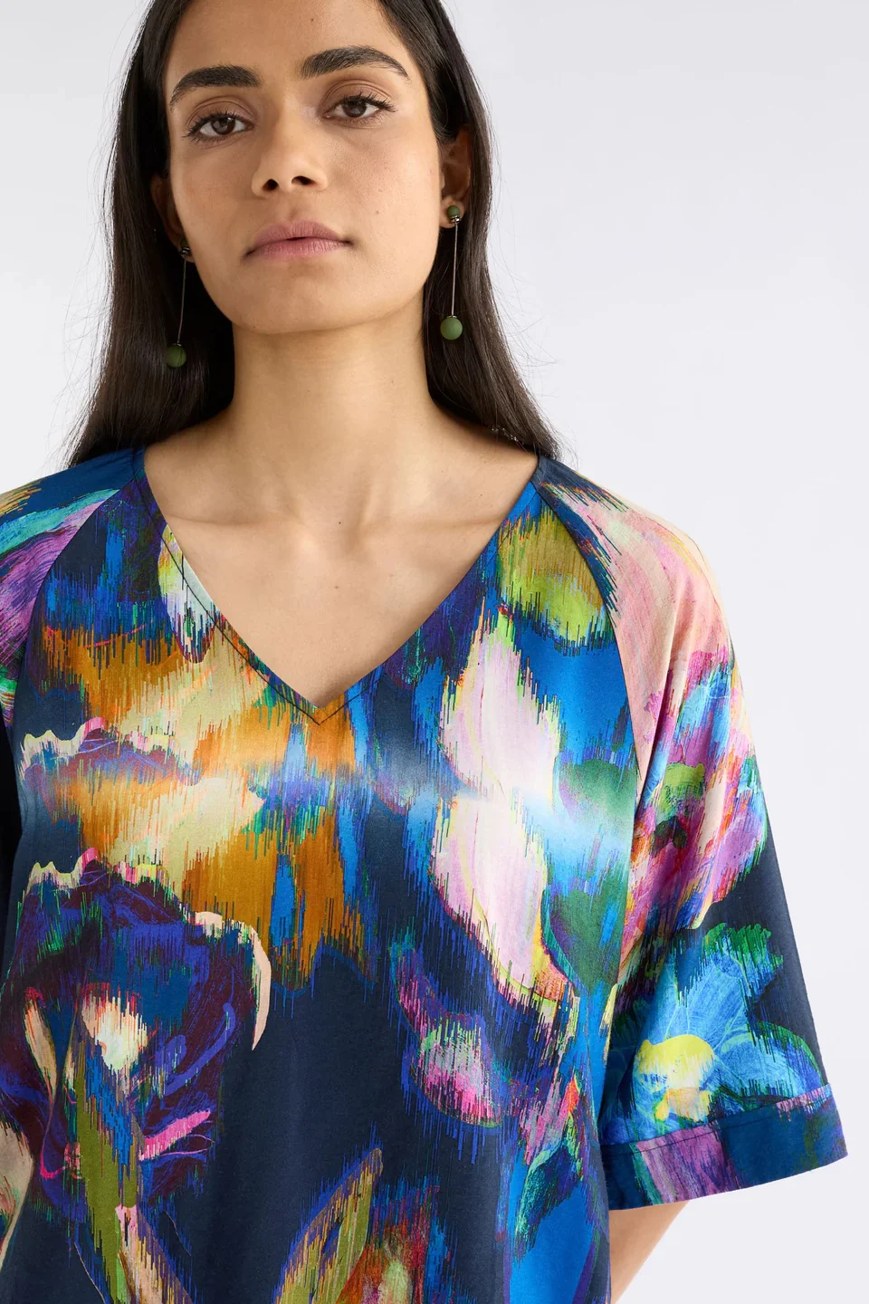Elk The Label - Moda V Neck Top Vaara Print - Image 4