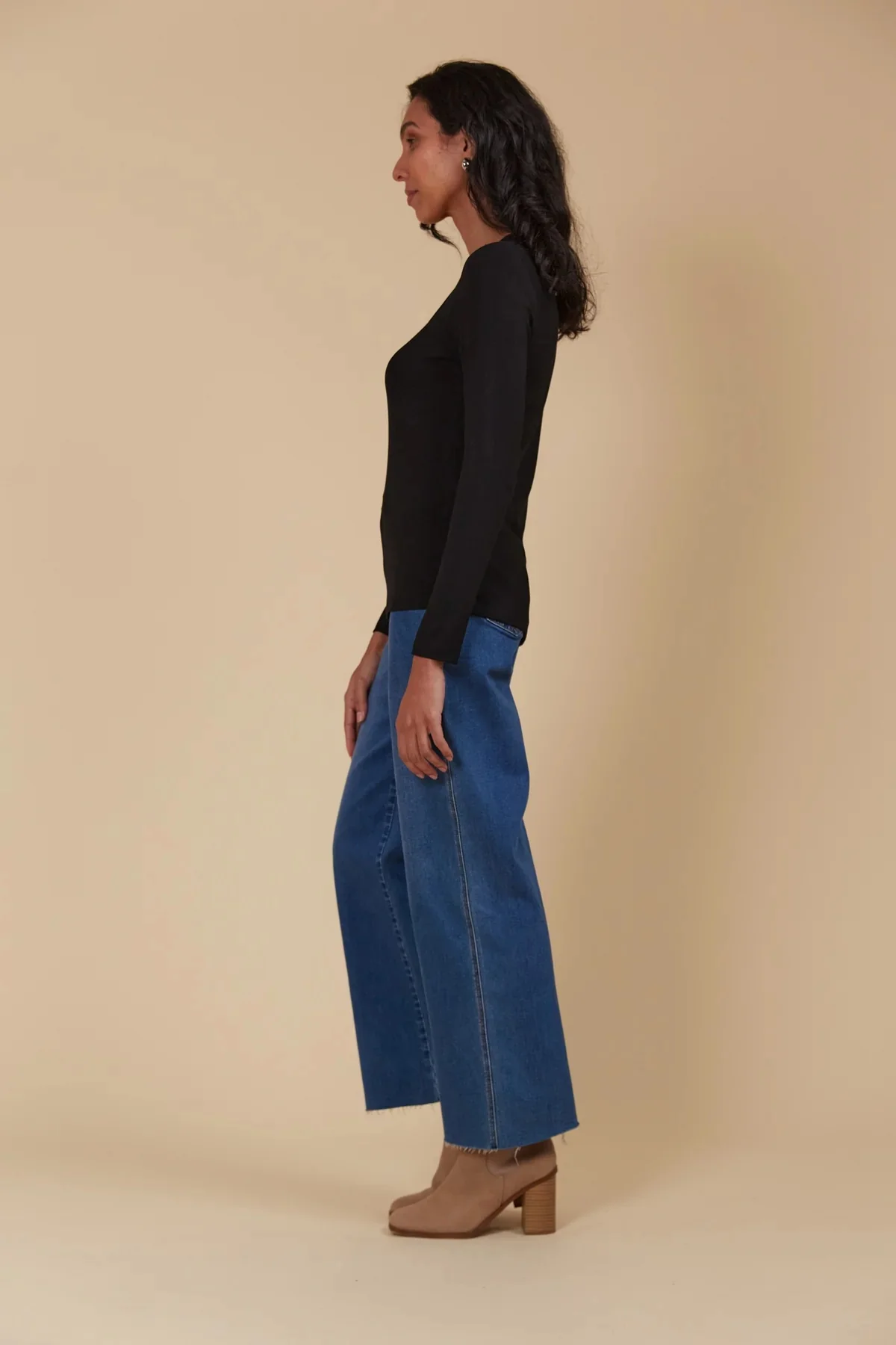 Isle Of Mine - Naria Scoop Neck Top Onyx - Image 3